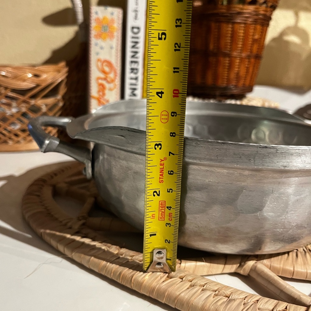 Everlast Aluminum Floral Casserole Dish - Picture 9 of 10